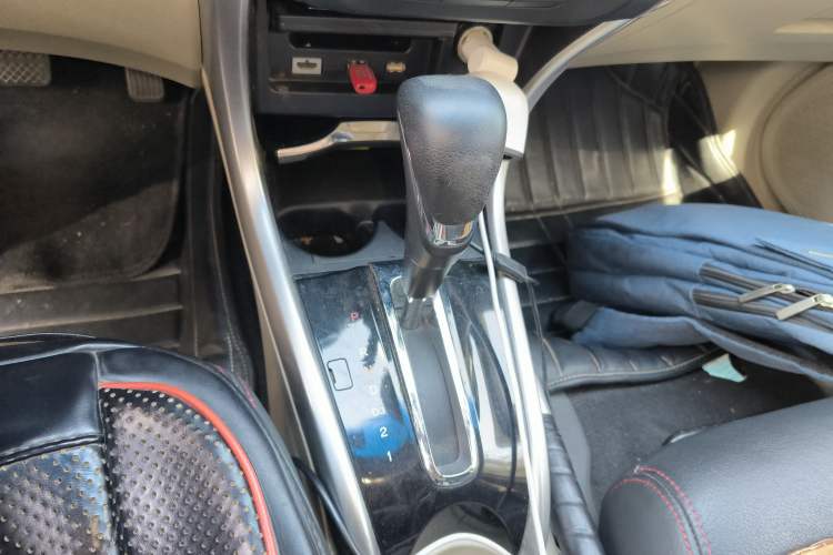 Used Honda Crider 2013 1.8L automatic luxury edition