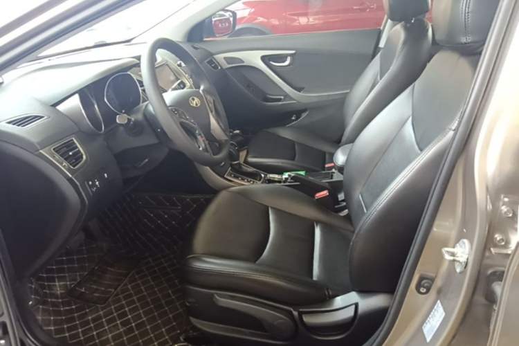 Used Hyundai Elantra (5th Generation / Langdong) 2016 1.6L Automatic Prestige Model