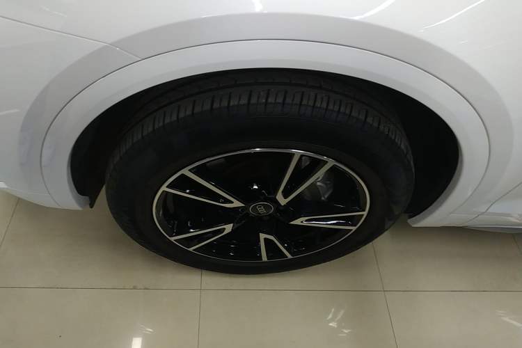 Used Audi Q5L 2022 40T Fashionable and Dynamic Model
