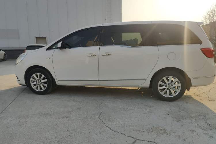 Used Buick GL8 2018 28T Luxury Model China VI Standard
