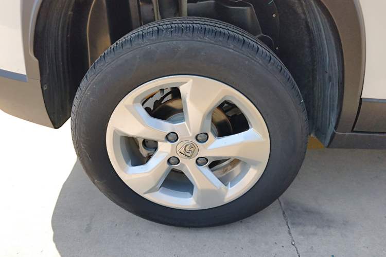 Used Baojun 510 2017 1.5L manual Comfort trim
