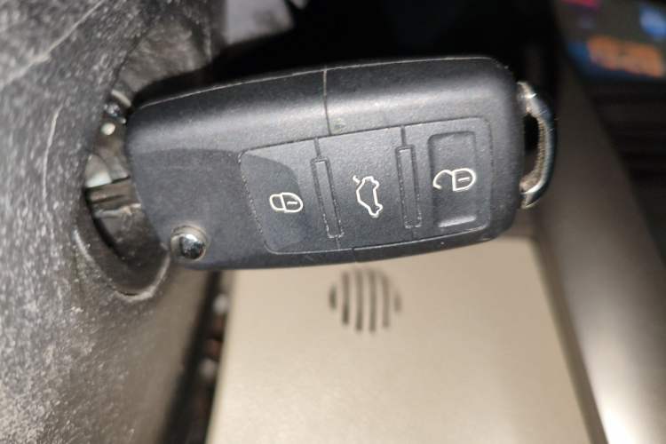 Used Buick Excelle 2015 1.5L Automatic Classic Model Vehicle Key