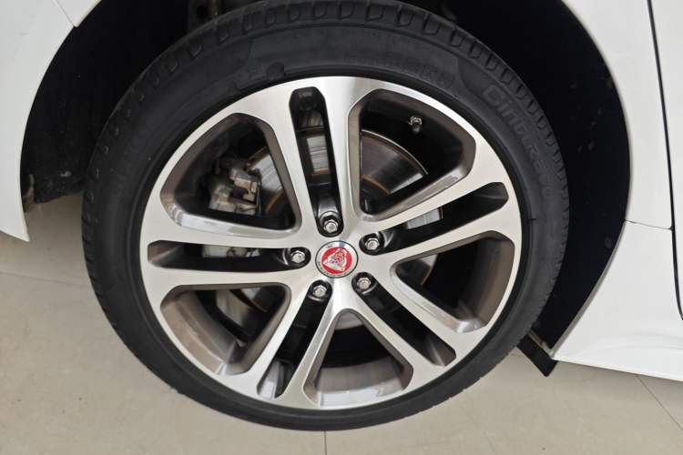 Used Jaguar XEL 2020 2.0T 200 PS R-DYNAMIC S Advanced Sport Edition
