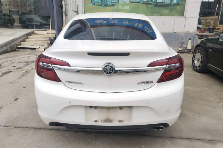 Used Buick Regal 2015 2.0L Elite Fashion Edition Rear