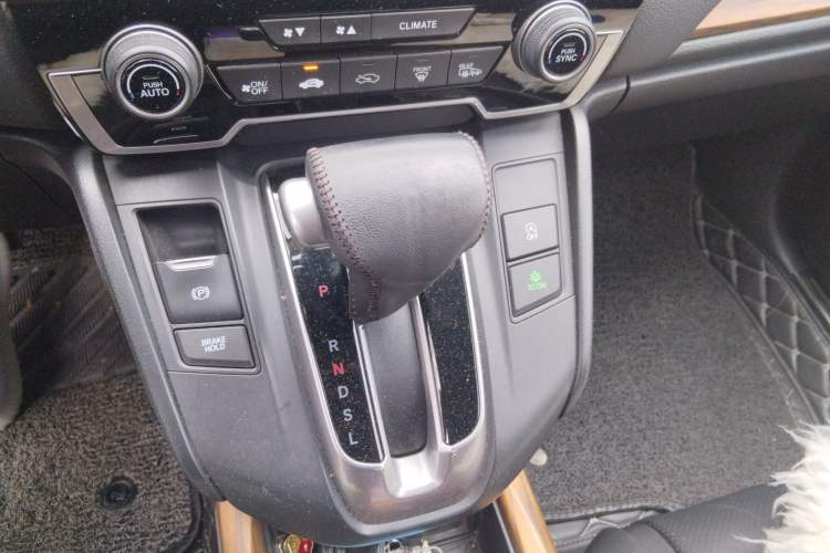 Used Honda CR-V 2017 240TURBO CVT Front-Wheel Drive Fashion Edition Gear Lever