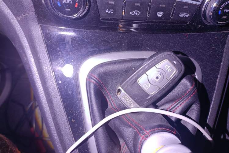 Used Haval H6 2013 Upgraded Model 1.5T Manual Two-Wheel Drive Elite Version