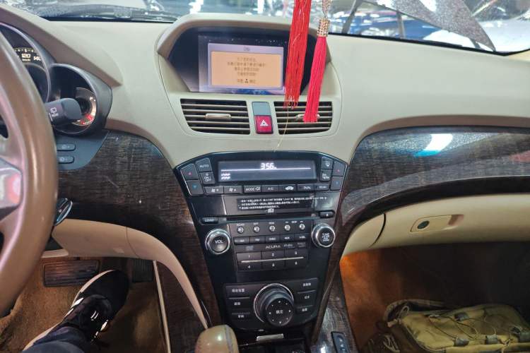 Used Acura MDX 2010 3.7 Standard Edition Audio And AC Panel
