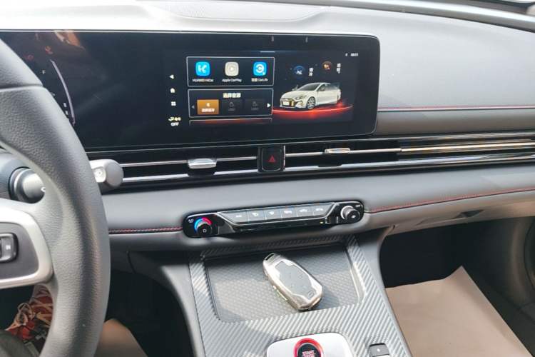 Used GAC Trumpchi EMPOW 2023 Shadow Leopard H High-Energy Hybrid Edition Audio And AC Panel