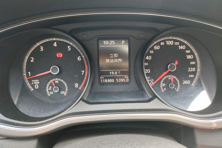 Used Volkswagen Passat 2017 330TSI DSG Luxury Edition Instrument Cluster