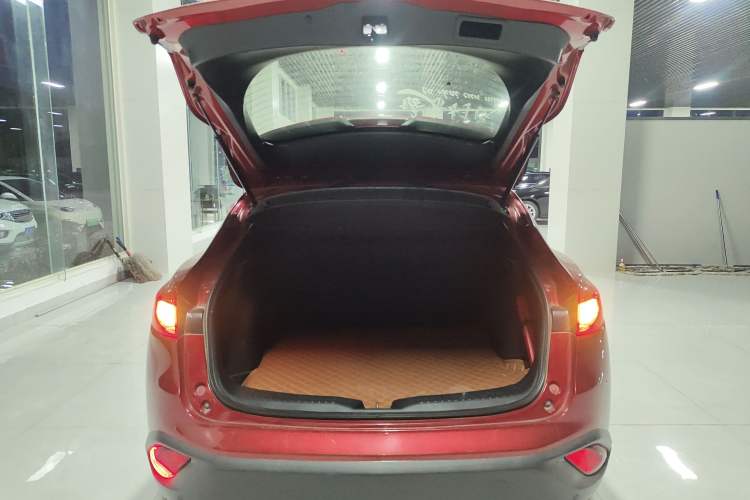 Used Mazda CX-4 2018 2.0L Automatic Two-Wheel Drive Blue Sky Dynamic Version China V Standard
