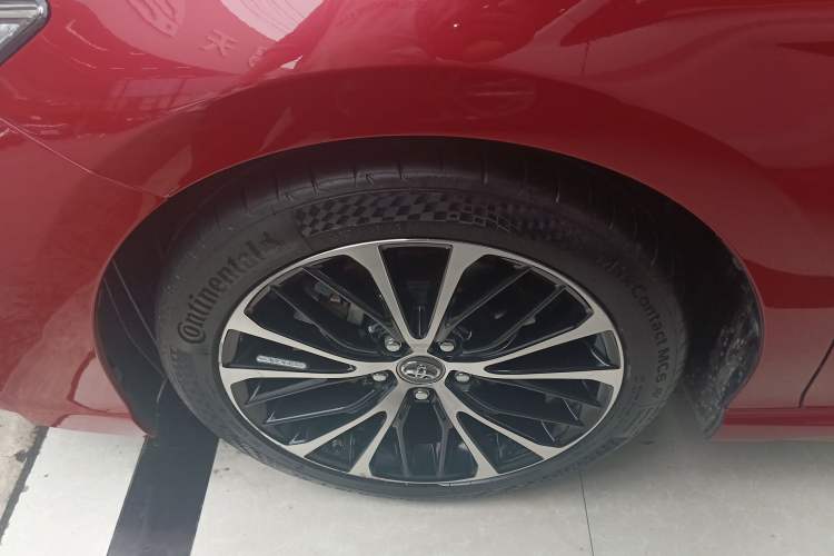 Used Toyota Camry 2018 2.0S FENGSHANG Edition Exterior 4