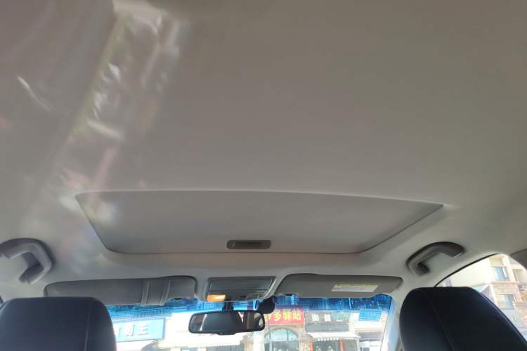 Used Honda Crosstour 2012 2.4L Prestige Edition