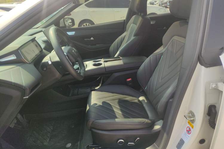 Used Deepal SL03 2023 200Max Range-Extended Version
