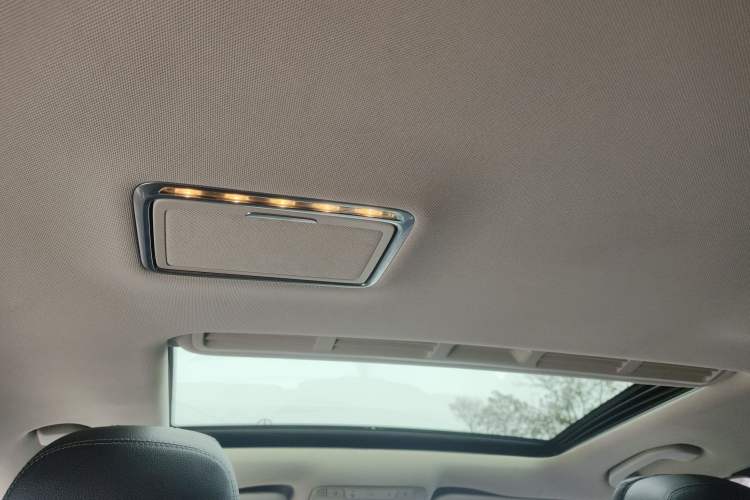 Used Mercedes-Benz E-Class 2016 E 300 L Stylish Model