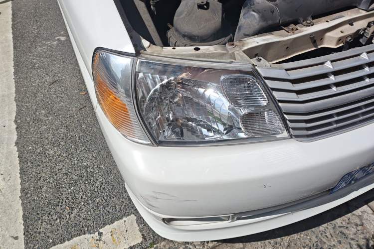 Used Jinbei Express 2017 2.0L Standard Version V19 Right Front Headlight