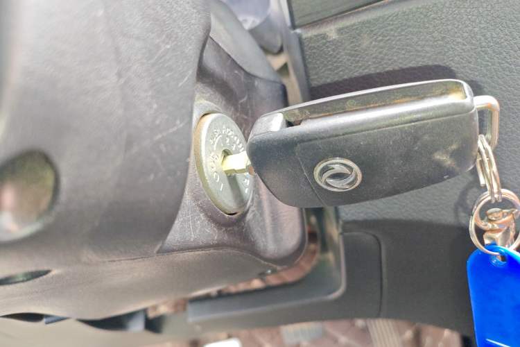 Used Dongfeng Ruichi 2019 2.4L Gasoline China VI Standard Two-Wheel-Drive Standard Cab 2TZD Vehicle Key