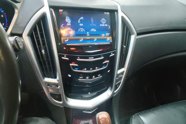 Used Cadillac SRX 2014 3.0L Luxury Model Audio And AC Panel