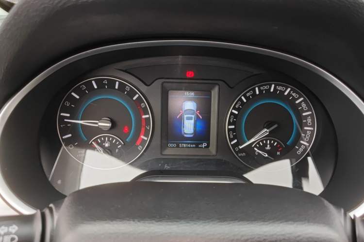 Used Haval H2 2017 Blue Label 1.5T Automatic Two-Wheel Drive Elite Model Instrument Cluster