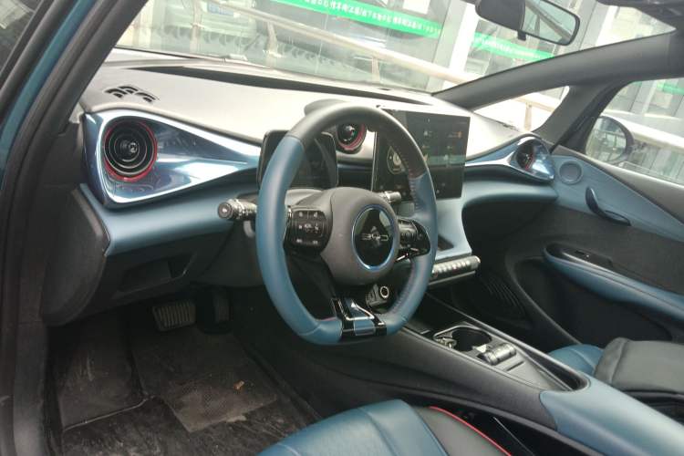 Used BYD Dolphin 2021 405 km Fashion Edition
