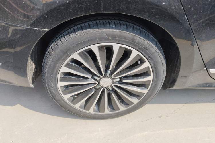 Used Volkswagen Passat 2016 330TSI DSG Luxury Edition Exterior 5