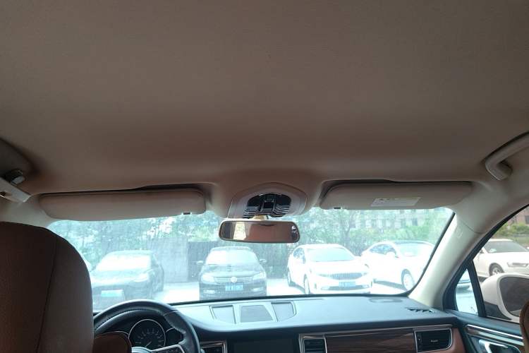 Used Zotye SR9 2017 2.0T Manual "Ultimate Road" Edition Headliner