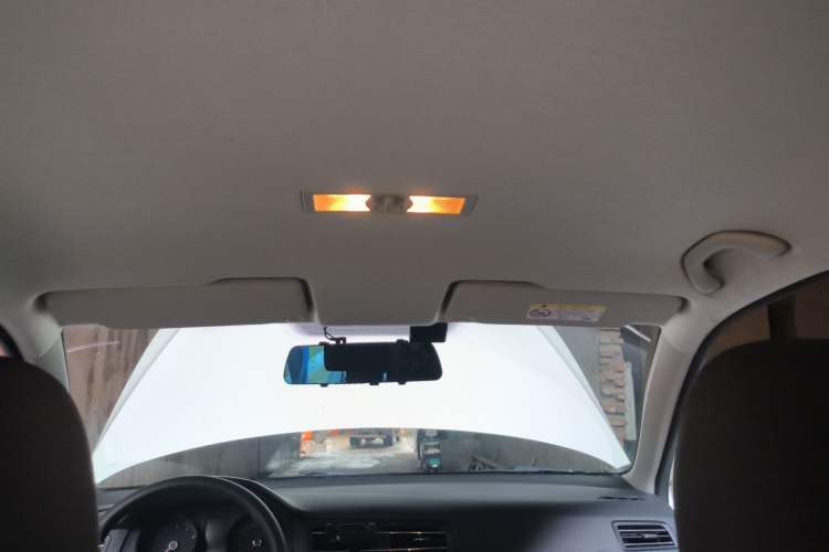 Used Volkswagen Lavida 2019 Lavida Start 1.5L Manual Fashion Edition China VI Standard Headliner