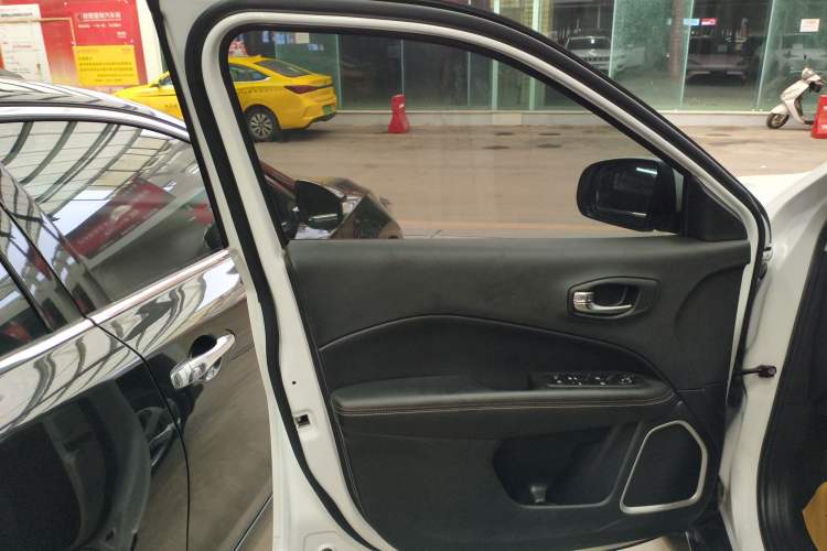 Used Jeep Compass 2019 220T Automatic Enjoyment Version