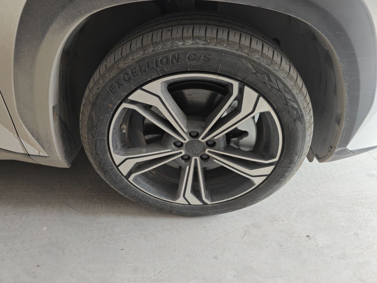 Geely Galaxy L7 2023 1.5T 115 km MAX — снимка 8