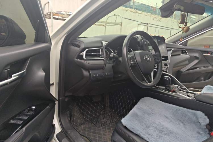 Used Toyota Camry 2021 2.0G Luxury Edition