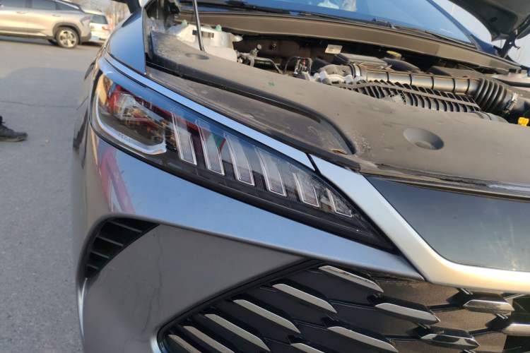 Used BYD Qin PLUS 2025 DM-i Smart Drive 55KM Leading Model