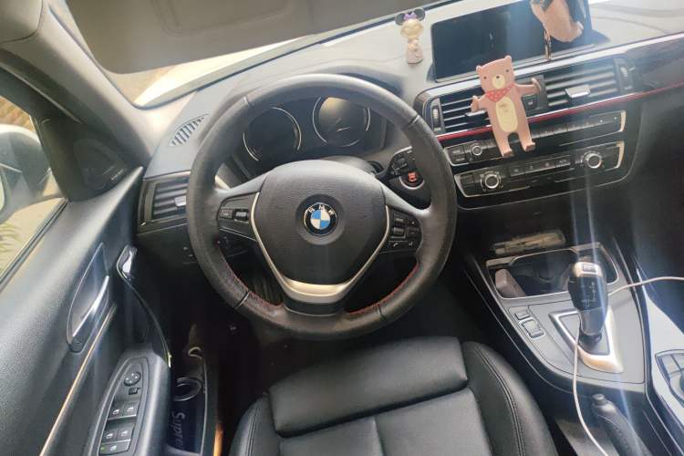 Used BMW 1 Series 2018 118i Sport Design Package Steering Wheel