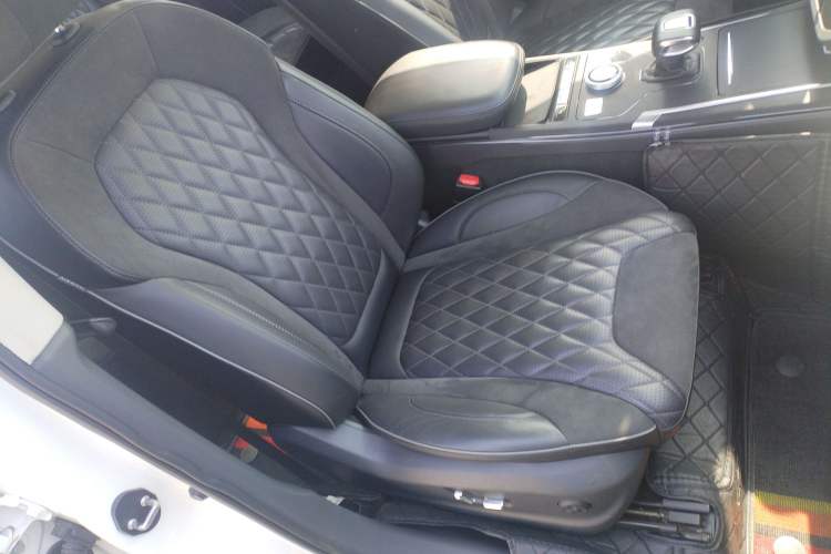 Used Hongqi HS5 2019 2.0T Smart Connect Flagship Edition
