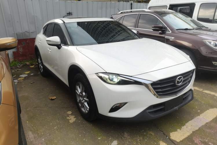 Used Mazda CX-4 2018 2.0L Automatic Two-Wheel Drive Blue Sky Exploration Version China V Standard
