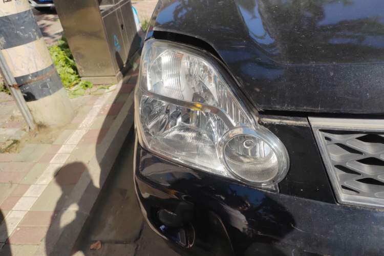 Used Nissan X-Trail 2010 2.5L CVT Luxury Edition 4WD
