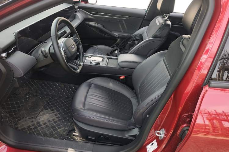 Used Ford Mondeo 2023 EcoBoost 245 Ultimate Model Left Front Seat