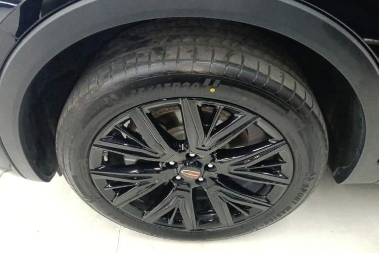 Used Hongqi HS5 2025 2.0T Two-Wheel-Drive Xuan Ying Edition
