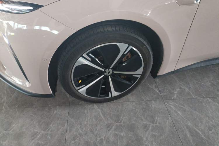 Used Nio ET5T 2024 75kWh Touring Exterior 4