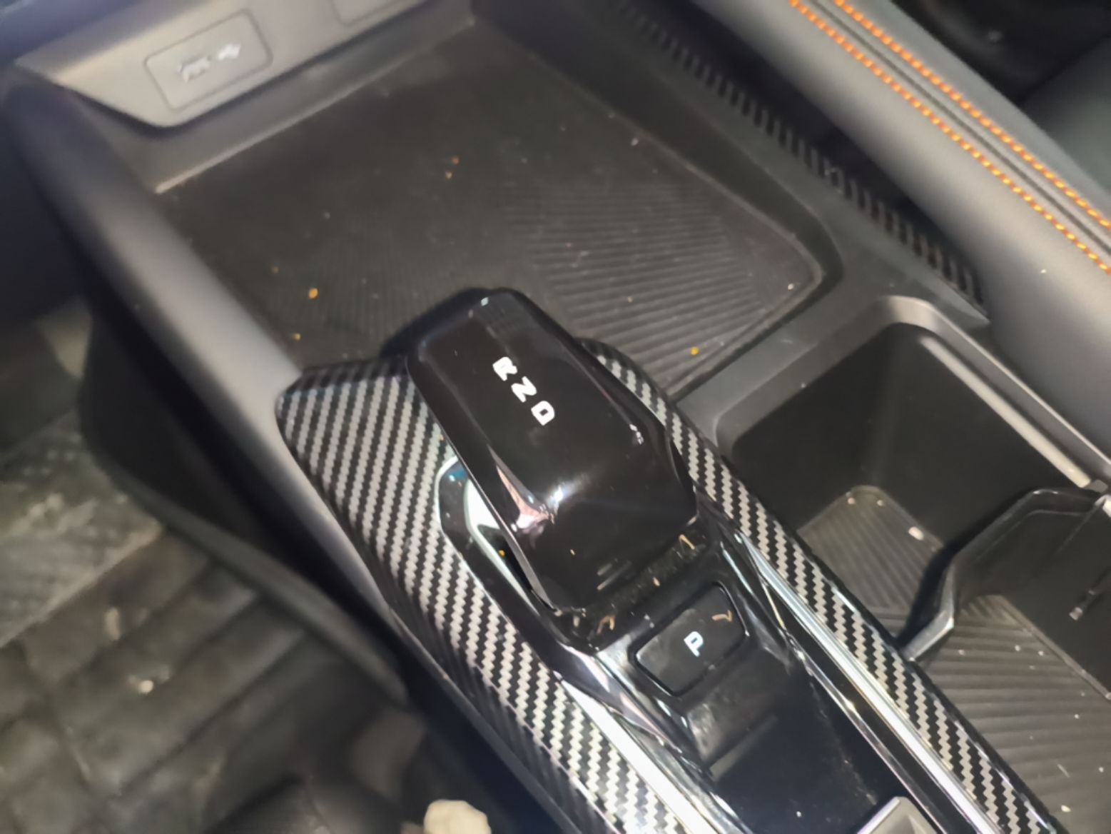 Geely Auto Coolray 2025 Model Bin Yue L 1.5TD DCT Battle — снимка 16
