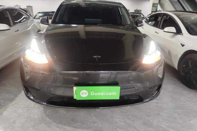 Used Tesla Model Y 2024 Rear-Wheel-Drive Version Front