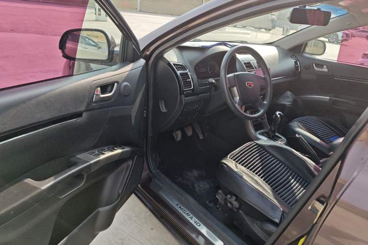 Used Geely Auto Classic Emgrand 2012 Hatchback 1.5L Manual Chao Yue Huimin Model