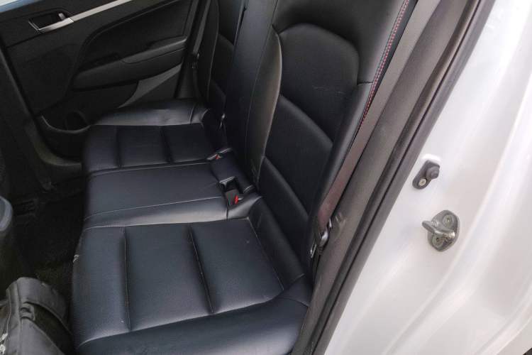 Used Hyundai Elantra (6th Generation / Lingdong) 2016 1.6L Automatic ZhiXuan – Elite Version
