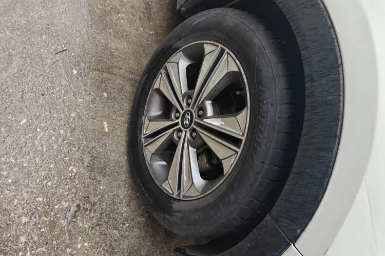 Used Hyundai ix25 2015 1.6L Automatic Two-Wheel Drive Smart GLS Trim
