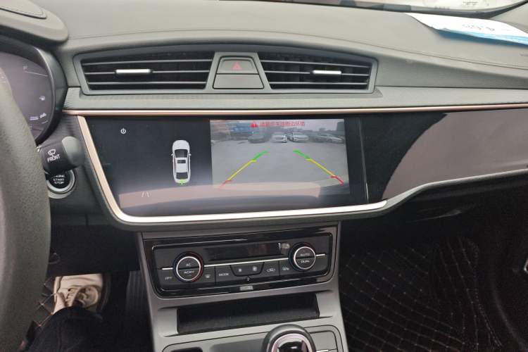 Used Geely Auto Emgrand GL 2021 UP 1.4T CVT Leading Edition Audio And AC Panel