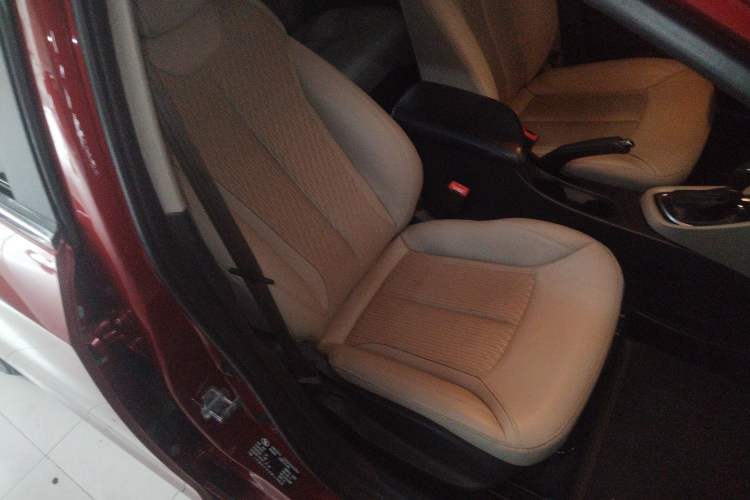 Used Buick GT 2016 15N Automatic Elite Edition Right Front Seat