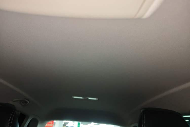 Used Volkswagen Tiguan 2016 280TSI Automatic Two-Wheel-Drive Silk Road Style Edition Headliner