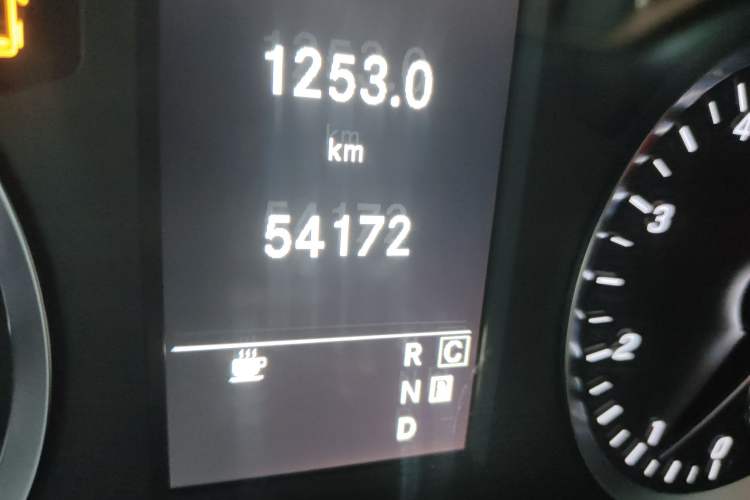 Used Mercedes-Benz Vito 2021 2.0T Business Version 7 Seats
