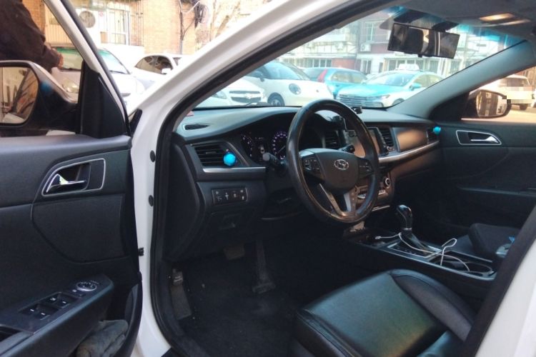 Used Hyundai Mistra 2017 1.8L Automatic Deluxe DLX Model China V Emission Standard Interior 3