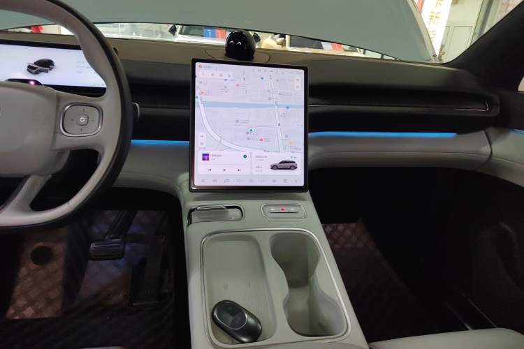 Used Nio ES6 2024 75 kWh Audio And AC Panel