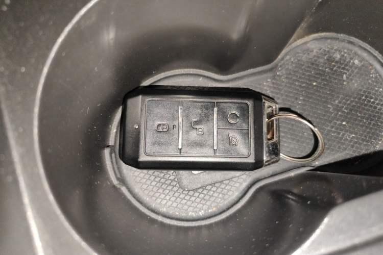 Used BYD Qin New Energy 2019 High-Range Luxury Model Interior 1