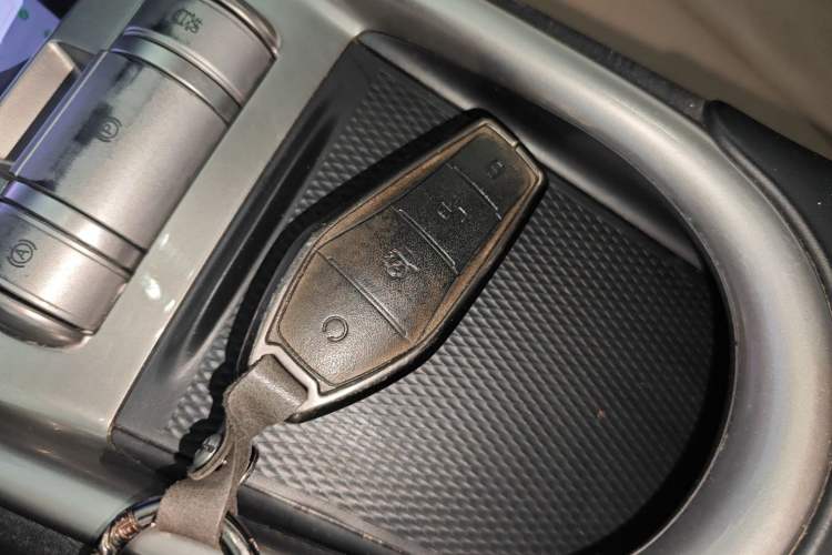 Used BYD Dolphin 2024 Honor Edition 420km Freedom Version Vehicle Key